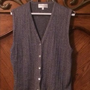 Tehama large vest